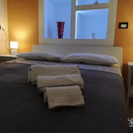Le Nereidi B&B Acireale Centro Luaran gambar
