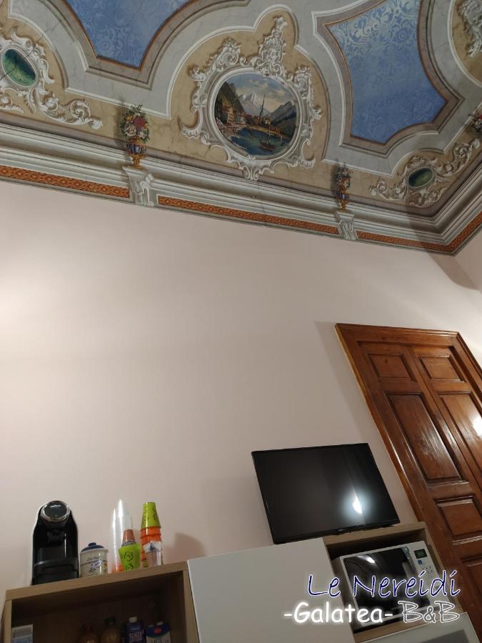 Le Nereidi B&B Acireale Centro Luaran gambar