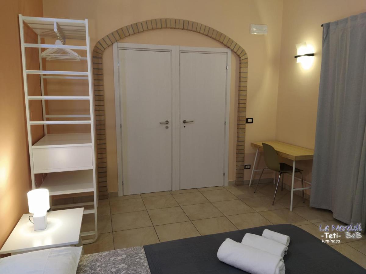 Le Nereidi B&B Acireale Centro Luaran gambar