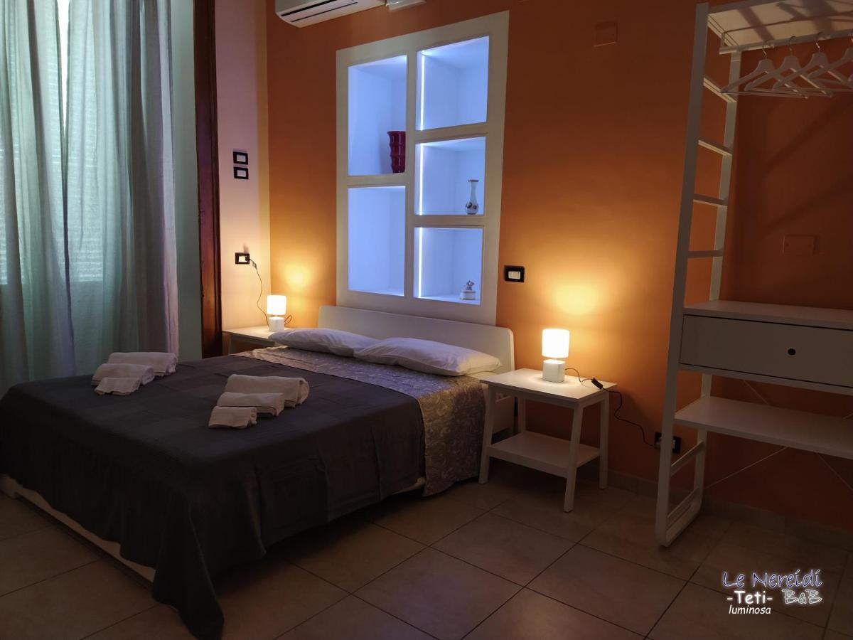 Le Nereidi B&B Acireale Centro Luaran gambar