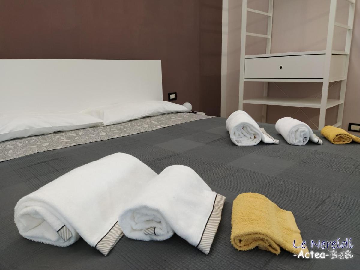 Le Nereidi B&B Acireale Centro Luaran gambar